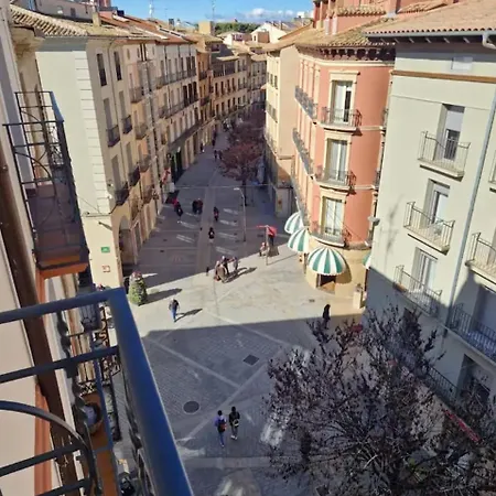 Lägenhet Gran Piso En El Centro De Huesca