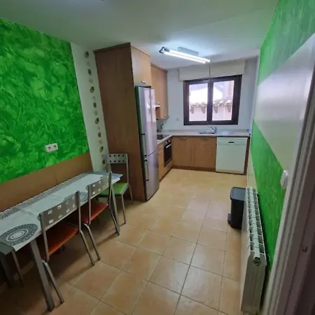 Gran Piso En El Centro De *