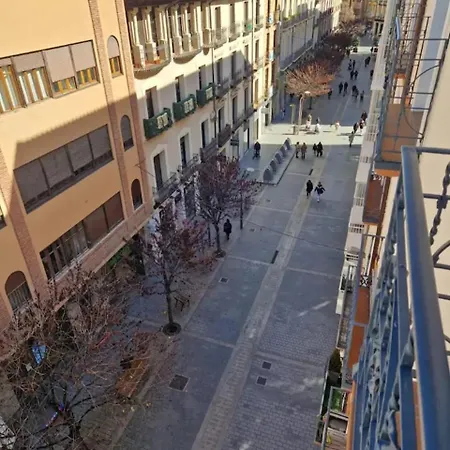 Gran Piso En El Centro De Huesca