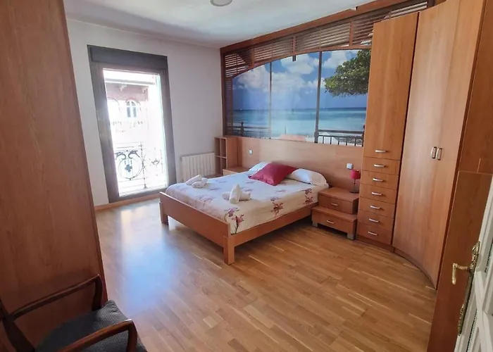 Gran Piso En El Centro De *